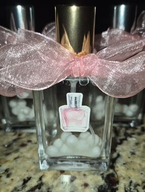 Essential Oil Body Spray -Handcrafted- NO ALCOHOL CONTAINED IN THIS PRODUCT